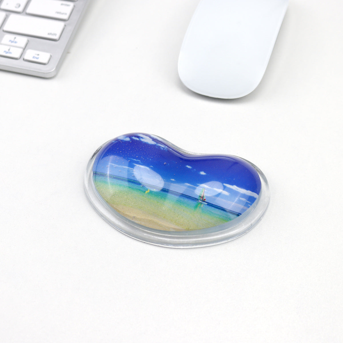 Heart-Shaped Crystal Silicone Wrist Mouse Pad for Office