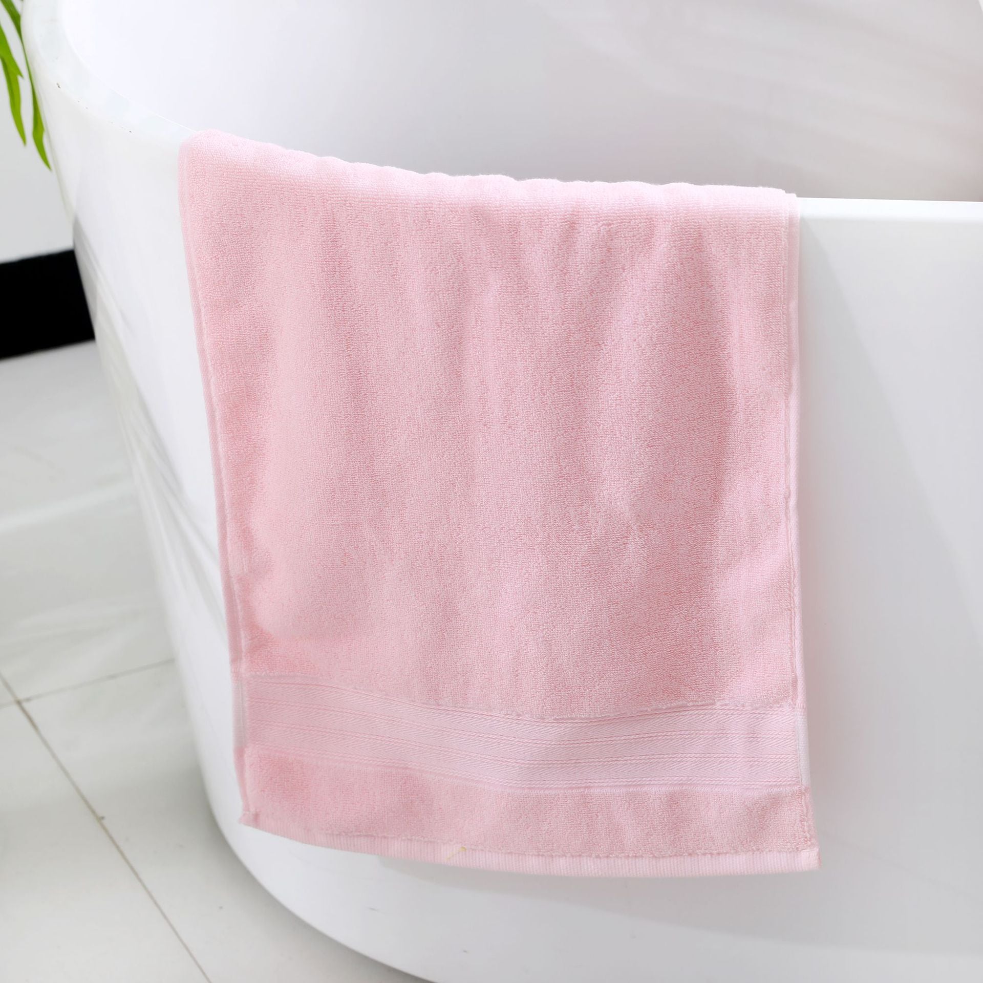 Soft Cotton Bath Towels with Custom Logo Embroidery