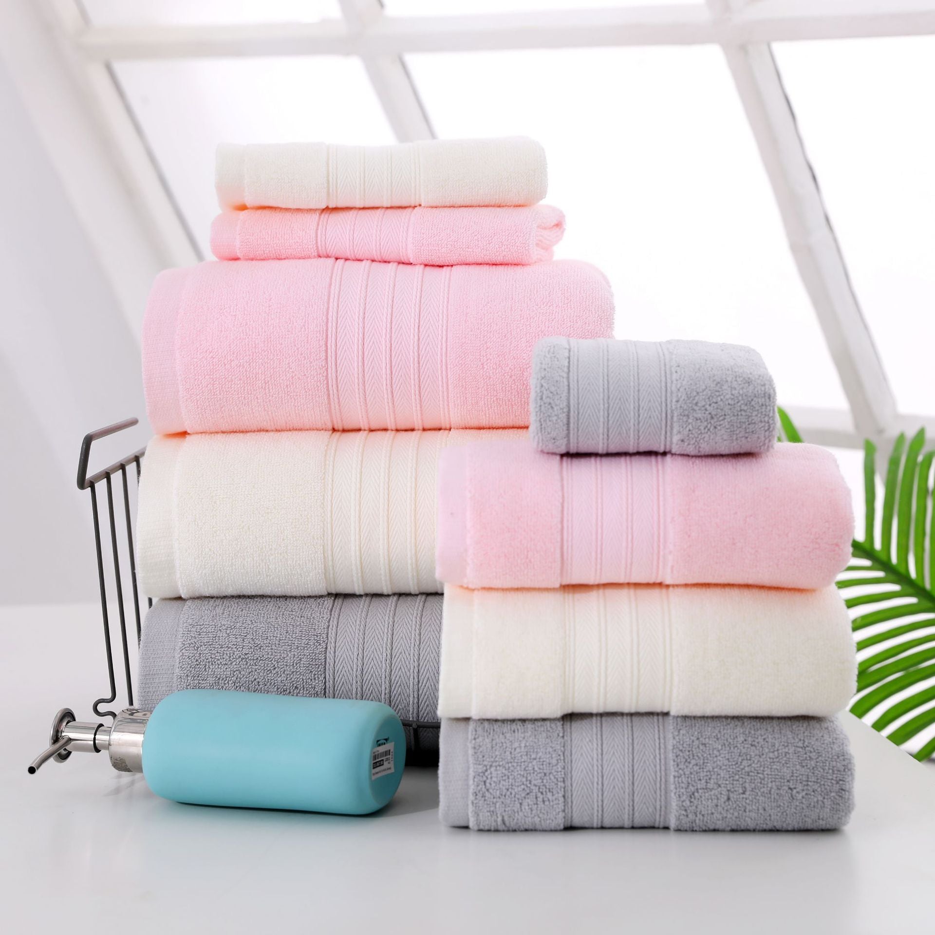 Soft Cotton Bath Towels with Custom Logo Embroidery